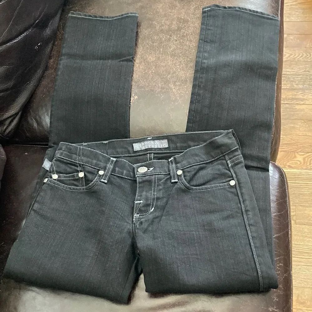 Rock & Republic Low Rise Denim - Picture 2 of 10